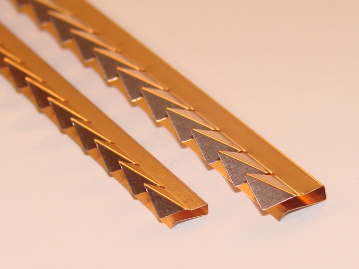 twist clip on Series